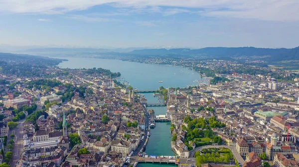 Zurich, Swiss. Panorama kota dari udara. Pemandangan Danau Zurich. Limmat River Expiry Site, Aerial View — Stok Foto