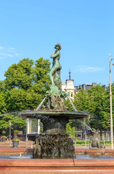 Helsinki, Finlandia. Havis Amanda-fontanna na rynku Squar — Zdjęcie stockowe