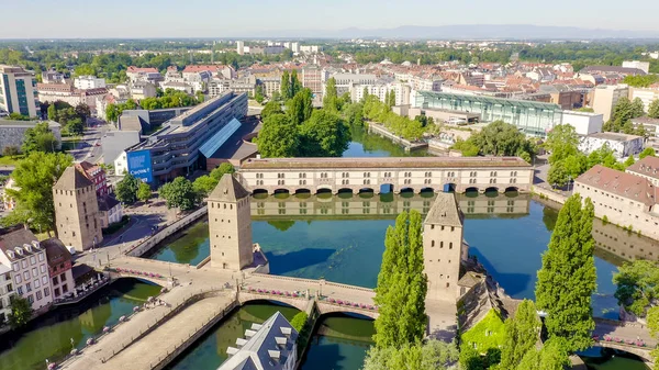Strasbourg, Fransa. Çeyrek Petite Fransa, Vauban Barajı, Hava Görünümü — Stok fotoğraf