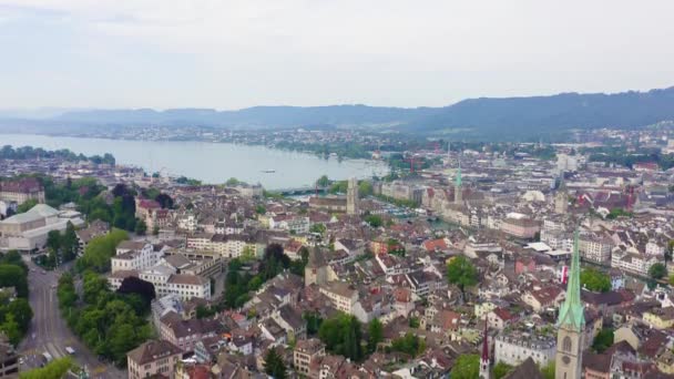 Curych, Švýcarsko. Panorama z města ze vzduchu. Pohled na Curyšské jezero. Limmat River Expiry Site. 4K — Stock video