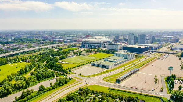 Amsterdam, Hollandia-június 30, 2019: Johan Cruijff Arena (Amsterdam Arena). 2020 FIFA világkupa helyszín, légifelvétel — Stock Fotó