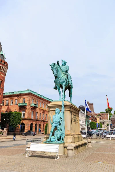 Хельсингборг, Швеция - 25 июня 2019 года: Памятник Магнусу Карлсену, c — стоковое фото