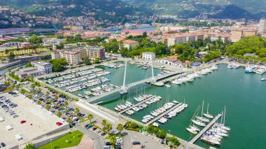 La Spezia, İtalya. Thaon di Revel Köprüsü. Yukarıdan görüntüle, Hava Görünümü 