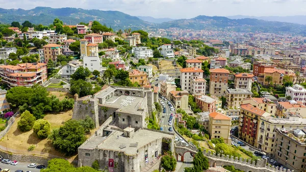 La Spezia, Italië. Kasteel van San Giorgio. Uitzicht van bovenaf, Luchtfoto — Stockfoto