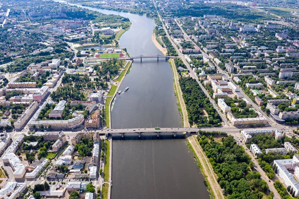 俄罗斯，特维尔伏尔加河。从空中全景。斯塔罗沃日斯基 — 图库照片