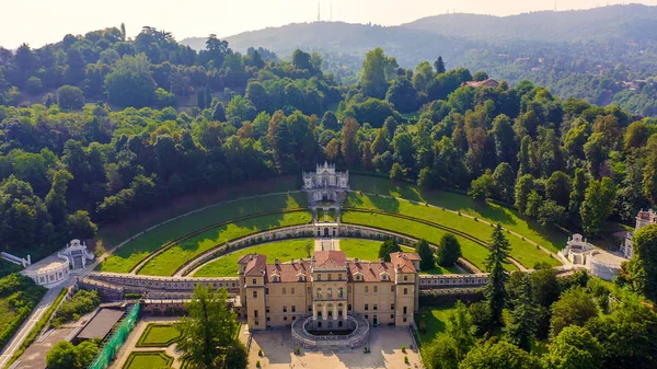 Turim, Itália. Villa della Regina com parque, vista aérea — Fotografia de Stock
