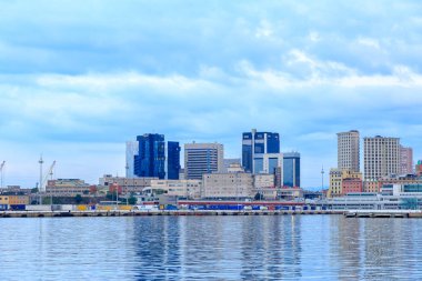 Cenova, İtalya - 11 Temmuz 2019: Ceneviz Limanı Panoraması. Kip