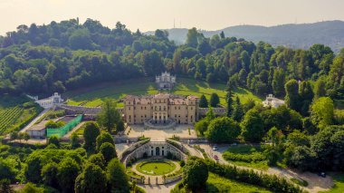 Torino, İtalya. Parklı Villa della Regina, Hava Görüntüsü 