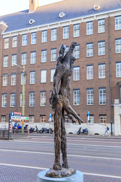 Nederländerna, Haag - 1 juli 2019: Famous Modern Street Scul — Stockfoto