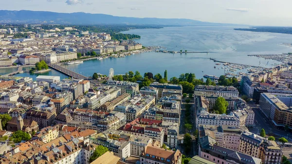Ginevra, Svizzera. Volo sopra la parte centrale della città. Lago di Ginevra, Vista aerea — Foto Stock