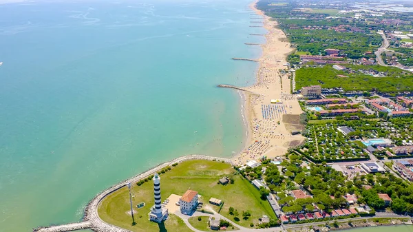 Ιταλία, Τζέσολο. Lido di Jesolo, ή Jesolo Lido, είναι η παραλία της πόλης του Jesolo στην επαρχία της Βενετίας, Αεροφωτογραφία — Φωτογραφία Αρχείου