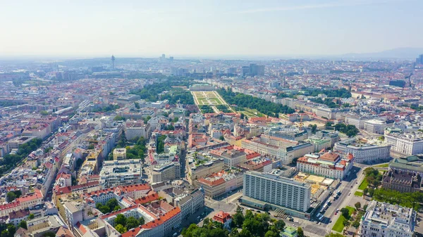 Wiedeń, Austria. Ogólna panorama historycznej części miasta, Widok z lotu ptaka — Zdjęcie stockowe