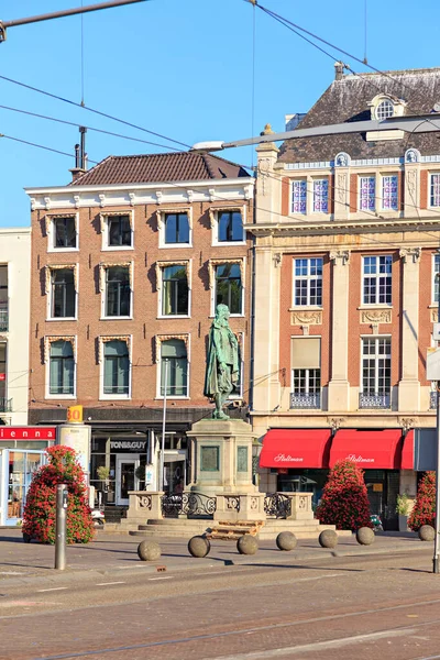 Netherlands Hague July 2019 Statue Standbeeld Van Johan Witt — стокове фото