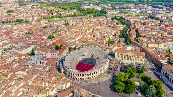 Verona Italië Vliegen Het Historische Stadscentrum Arena Verona Zomer Uitzicht — Stockfoto