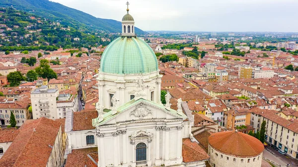 Brescia Italia Catedral Santa Maria Assunta Vuelo Sobre Ciudad Clima — Foto de Stock