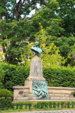 Krakow, Polonya - 21 Temmuz 2019: Krakow 'daki Bitki Parkı' nda Ressam Artur Grottger Baskını