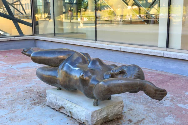 Brussels Belgium July 2019 Baigneuse Bronze Sculpture Bathing Woman Mont — Stockfoto