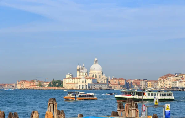 Venice Italy July 2019 Motor Boats Waters Venice View Cathedral — Stockfoto