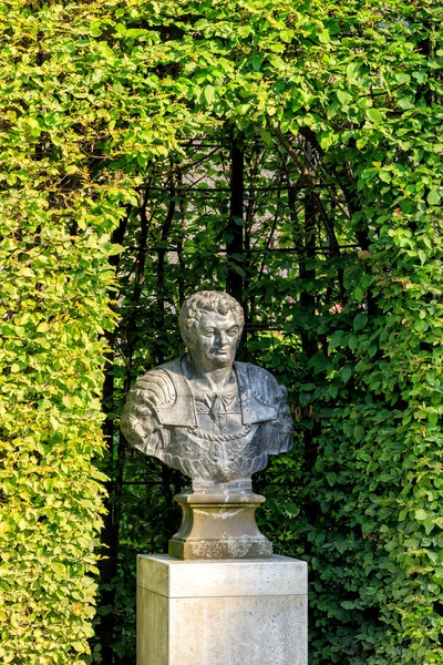 Amsterdam Netherlands June 2019 Bronze Busts Rijksmuseum Park Free Access — 스톡 사진