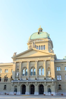 Bern, İsviçre. Bundeshaus, İsviçre Federal Sarayı. Hans Wilhelm Auer (1847-1906) tarafından tasarlanmıştır. 1894 ve 1902 'de inşa edilmiş.