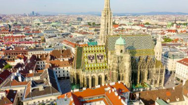 Viyana, Avusturya. St. Stephen Katedrali (Almanya: Stephansdom). Katolik Katedrali - Avusturya 'nın ulusal sembolü, Havadan Bakış  
