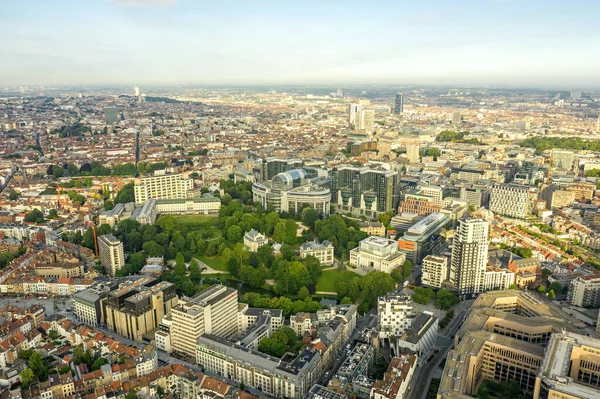 ベルギーのブリュッセル 2019年7月3日 欧州議会の建物の複合体 空中写真 — ストック写真