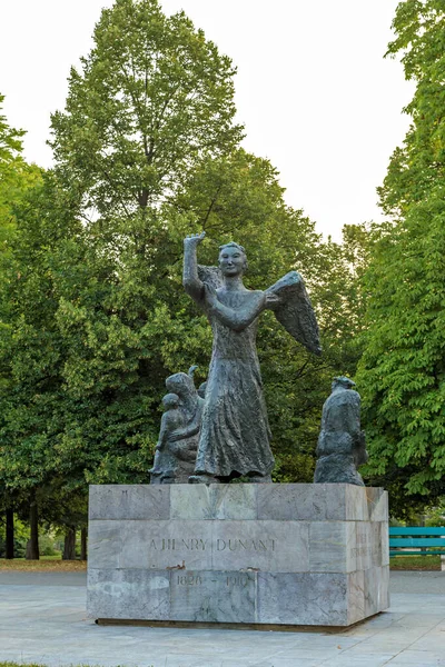 Ginevra Svizzera Luglio 2019 Statua Angelica Yours Henri Dunant Bastion — Foto Stock