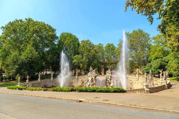 Turin Italien Månaders Fontänen Ett Valentinos Mest Betydelsefulla Arkitektoniska Verk — Stockfoto