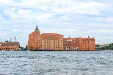 Venedik, İtalya - 17 Temmuz 2019: Hilton Molino Stucky Venice (G.Stucky Binası)