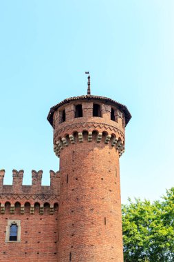 Torino, İtalya. Rocca Ortaçağ. Parktaki kale Valentino 
