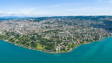 Lozan, İsviçre. Şehrin merkezi kısmının panoraması. Hava görünümü