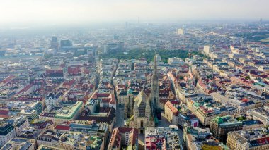 Viyana, Avusturya. St. Stephen Katedrali (Almanya: Stephansdom). Katolik Katedrali - Avusturya 'nın ulusal sembolü, Havadan Bakış  