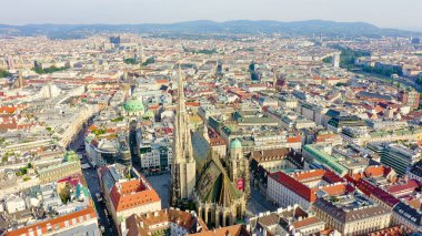 Viyana, Avusturya. St. Stephen Katedrali (Almanya: Stephansdom). Katolik Katedrali - Avusturya 'nın ulusal sembolü, Havadan Bakış  