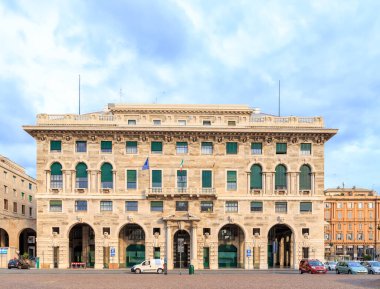 Cenova, İtalya - 11 Temmuz 2019: Palazzo Nafta. Tarihi anıt. Saray Zafer Meydanı 'nda.