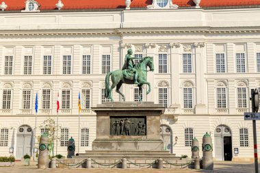 Viyana, Avusturya. Equestrian heykeli II. Joseph, Kutsal Roma İmparatoru. Josefsplatz Meydanı. Heykeltıraş Franz Anton von Zauner (1746 - 1822))