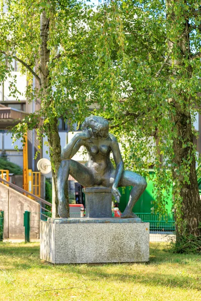 Štrasburk Francie Července 2019 Socha Nahé Baletky Města Budovy Eurometropole — Stock fotografie