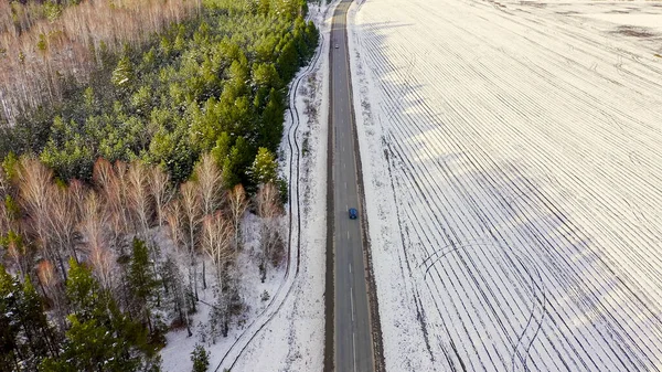Blue Car Rides Road Field Forest Covered Snow Russia Ural — Stock Photo, Image