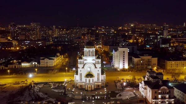 叶卡捷琳堡 俄罗斯 2020年3月23日 血之圣殿 春天里的夜城 空中景观 — 图库照片