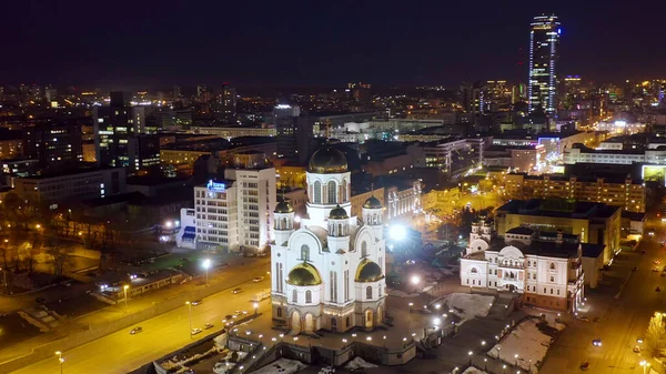 Jekaterinburg Russland März 2020 Tempel Auf Dem Blut Nachtstadt Zeitigen — Stockfoto
