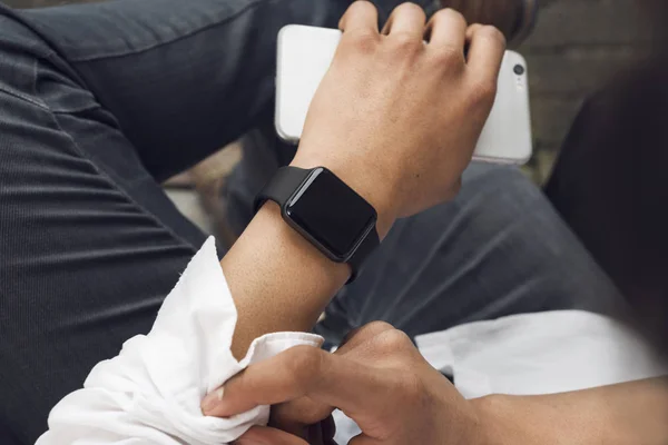 Gros plan smartwatch mockup — Photo