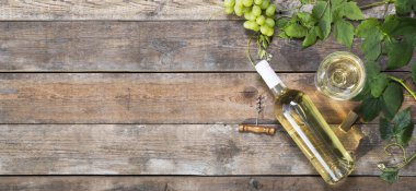 Beyaz şarap başlığı ile kopya alanı