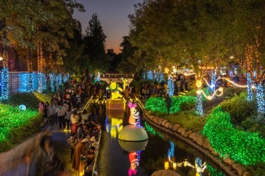 Taichung, Tayvan - 8 Aralık 2019: Noel Disney Dream Taichung 'da festival etkinliği