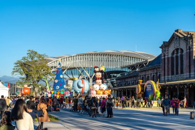 Taichung, Tayvan - 8 Aralık 2019: Noel Disney Dream Taichung 'da festival etkinliği