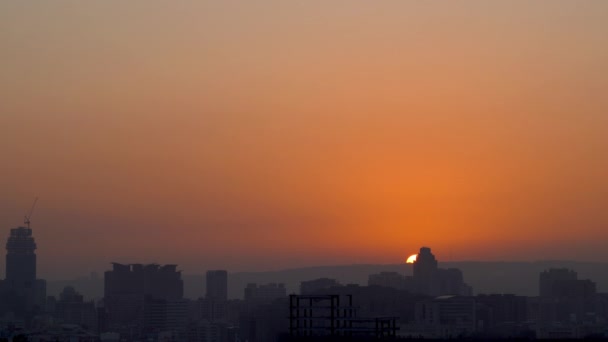 Skyline Ciudad Moderna Hora Puesta Del Sol Con Fondo Cielo — Vídeo de stock