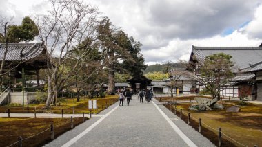 Kyoto, Japonya - 11 Aralık 2016: Kinkaku-ji 