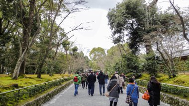 Kyoto, Japonya - 11 Aralık 2016: Kinkaku-ji 