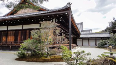Kyoto, Japonya - 11 Aralık 2016: Kinkaku-ji 