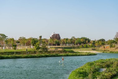 Taichung, Tayvan - 17 Şubat 2020: Xitun Bölgesi Shuinan Ekonomi ve Ticaret Alanındaki Taichung Central Park. Eski Shuinan Havaalanı, burada bir sürü yeşil alan, Tayvan 'daki en büyük ikinci park.