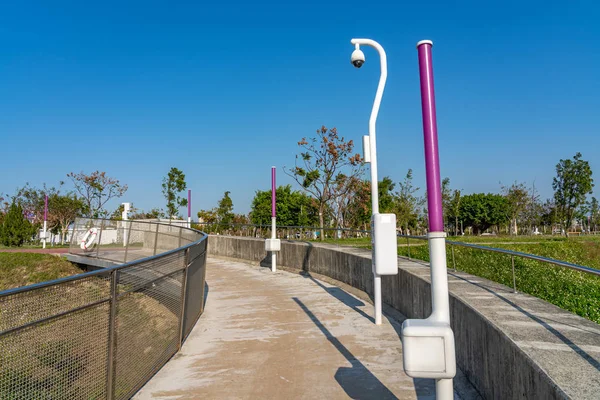 Taichung, Tayvan - 17 Şubat 2020: Xitun Bölgesi Shuinan Ekonomi ve Ticaret Alanındaki Taichung Central Park. Eski Shuinan Havaalanı, burada bir sürü yeşil alan, Tayvan 'daki en büyük ikinci park.