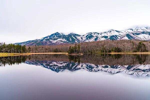 Δεύτερη Λίμνη Της Shiretoko Goko Πέντε Λίμνες Περιοχή Ρολό Οροσειρά — Φωτογραφία Αρχείου
